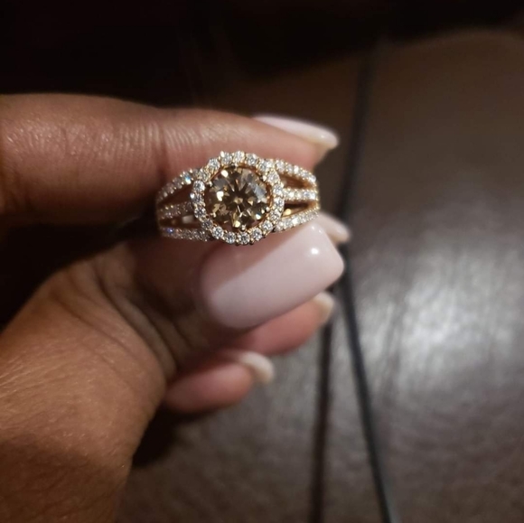 Le Vian® Bridal Chocolate & Vanilla Diamond 14k Strawberry Gold - Picture 4 of 7